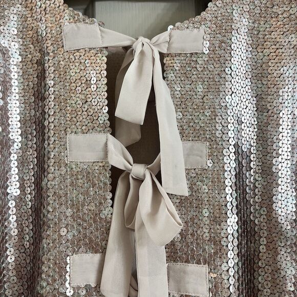 Aryn K Wom Sz Med Matte Sequin Champagne Short Sleeve Poncho Coquette Bow EUC - Picture 3 of 15